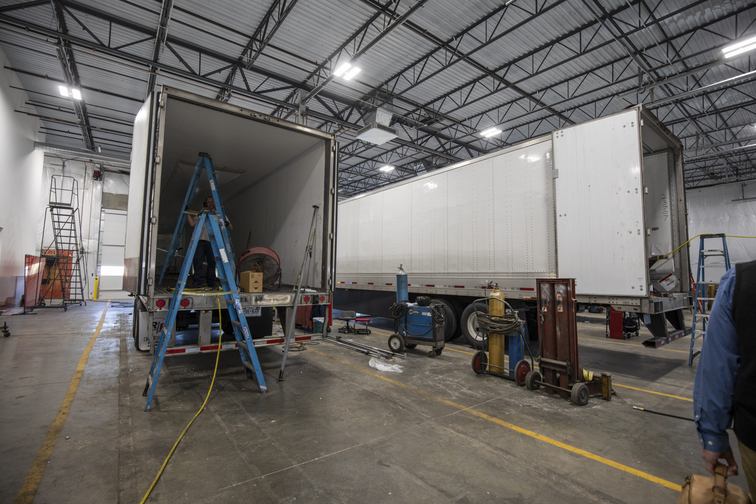 Semi Trailer dry vans under repair at AAA trailer repair